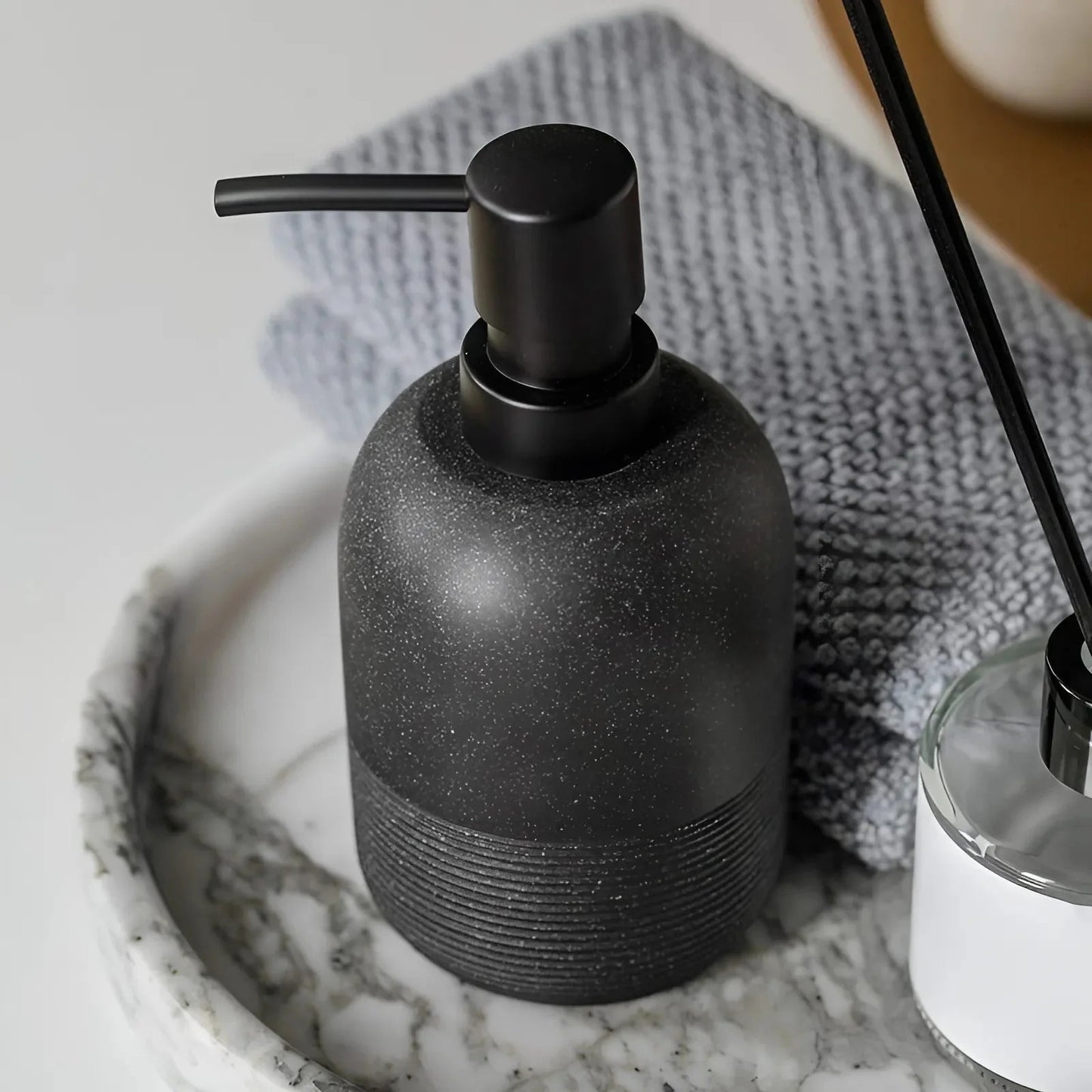 Resin Hand Sanitizer Press-Packed Hand Sanitizer Bottle
